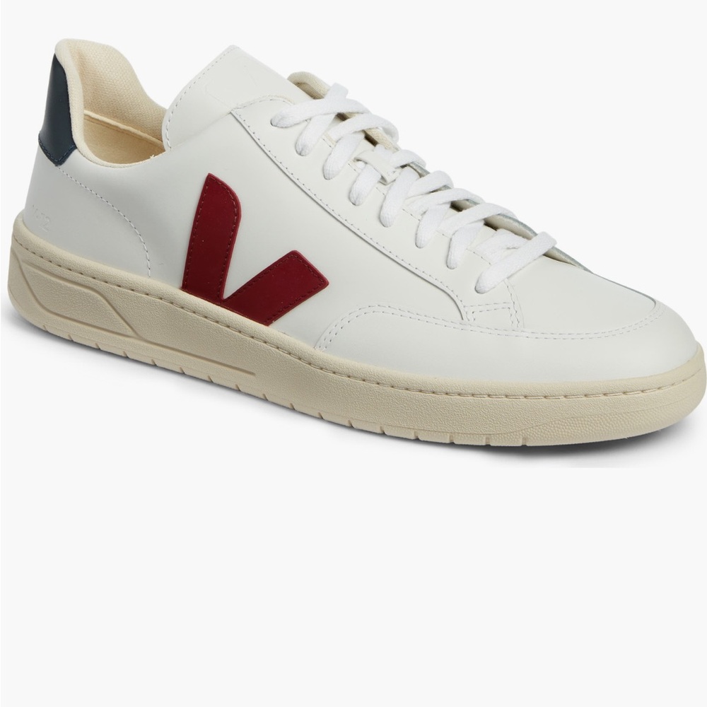 Veja Men's V-12 Low Top Sneaker
